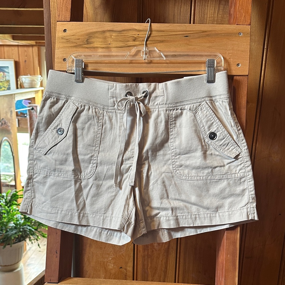 Ann Taylor LOFT Light Tan Women's Cargo Shorts